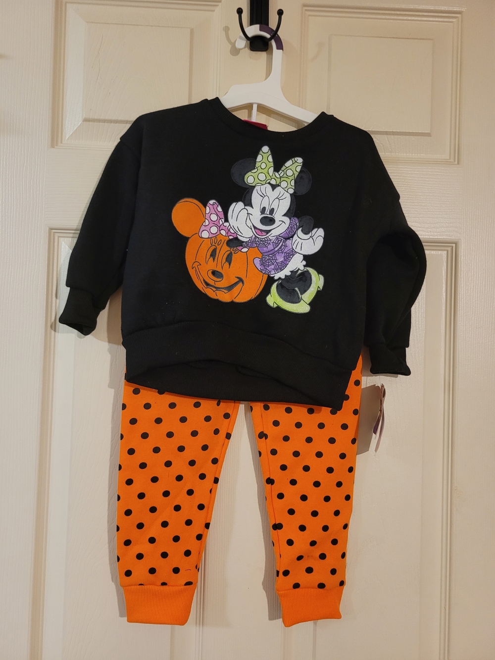 Disney Black Minnie Pumpkin Sweatshirt with Orange Polka Dot Leggings Sz 2T